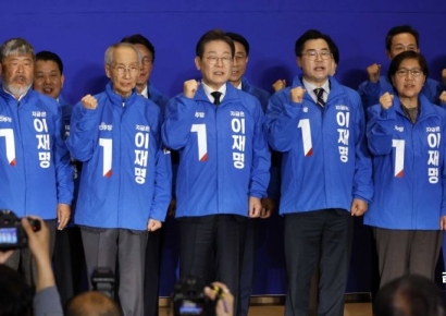 [특징주]대법 파기환송에 '이재명 테마주' 동반 급락