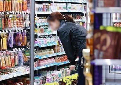 '100~200원씩 야금야금'…5월부터 편의점 음료값 또 오른다