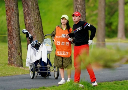 안성현, 악천후 속 5언더파…'국가대표 파워'