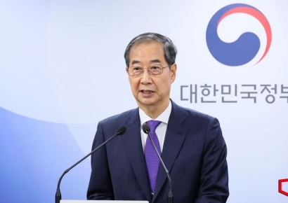 [포토] 사퇴 앞두고 담화문 발표하는 한덕수 대행