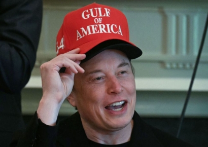 '머스크 해임' 논란에 테슬라 이사회 즉각 부인…과잉충성 비판