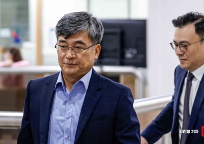 [포토] 서욱 전 국방부 장관, 서해 공무원 피격사건 1심 속행공판 출석