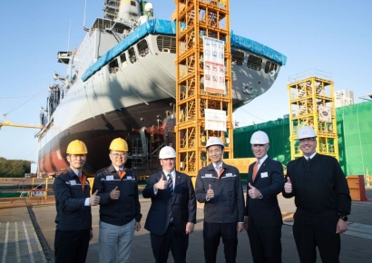 한화오션 찾은 美 해군성 장관…김동관 부회장, 한미 협력 방안 논의