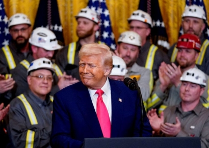 트럼프 "관세 충격? 두렵지 않아…美 '최고의 경제' 될 것"