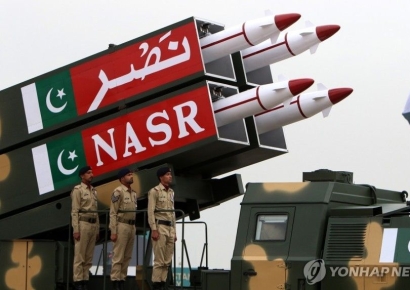 파키스탄 강경대응 배경… '실세' 무니르 육참총장 주목