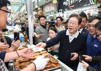 이재명, 험지 TK서 중도 공략…"보수는 헌법 지키는 것" (종합)