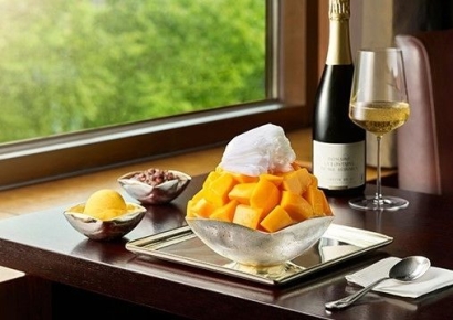 너도나도 인증하는 '호텔 망빙', 14만9000원 찍었다…1년 새 18.2% 올라