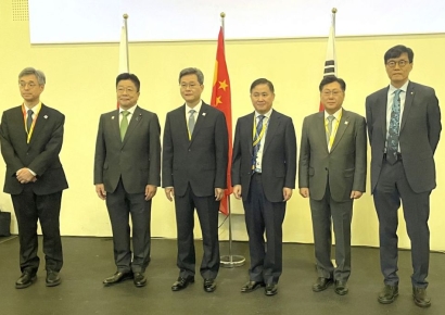 日 재무상 "美 국채, 미일 관세 협상 수단 아냐"