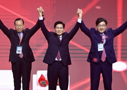 김문수-국힘 지도부, 당무우선권 두고 충돌