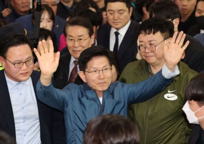 김문수 "당이 공식 대선후보로 인정 안해…단일화에 걸림돌"