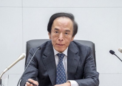 日 테마파크 입장료 '10만원'…황금 연휴에도 '집콕' 이유있었네