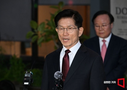 김문수·한덕수 75분 단독회담 '빈손' 종료…金 "진척 없어"