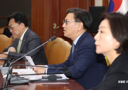 [포토] 추경예산 관련 발언하는 김범석 장관 대행