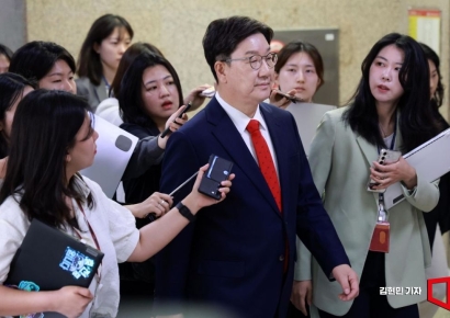 [포토] 권성동 "김문수 기자회견 한심…본인 영위 위한 정치 안돼"