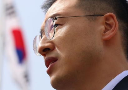 이재명 "국민의힘 탈당 김상욱, 귀한 존재…'우국충정' 함께 만나"