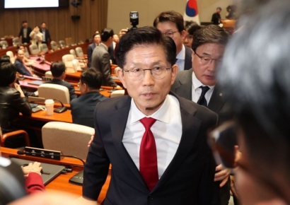 김문수 측, 법원에 후보 선출취소 효력정지 가처분 신청 제기