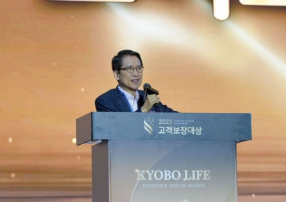 신창재 교보생명 의장, 설계사 격려…"고객보장 노력 '폭싹 속았수다'"