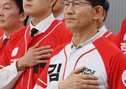 한동훈 "尹 부부와 절연해야 이재명 세상 막을 수 있어"
