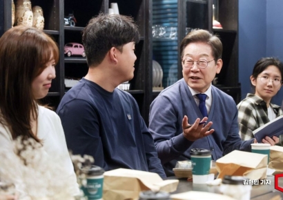  "이 업종은 연장근로 못 씁니다"…전쟁터의 시간, 52시간에 갇히다