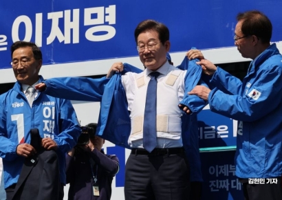 경찰 “민주당이 ‘러시아제 저격총 제보’ 신고하면 수사 진행”