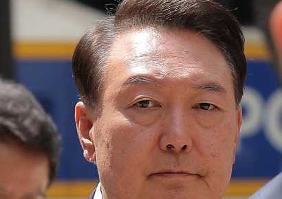 윤석열 탈당…"오늘 국민의힘 떠난다, 김문수에 힘 모아달라"