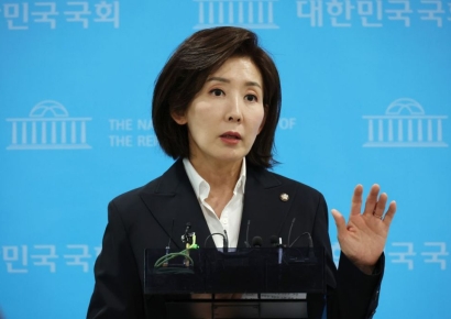 국민의힘 "李대통령·트럼프 통화 지연...'국제 왕따' 전락하나"