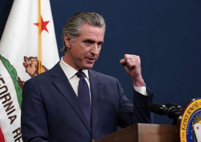 트럼프 때문에 재점화 된 '캘렉시트' 논란…캐나다에 역합병되나[AK라디오]