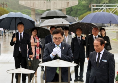 우원식, 5·18 전야제서 "비상계엄 해제, 5월 광주의 승리"