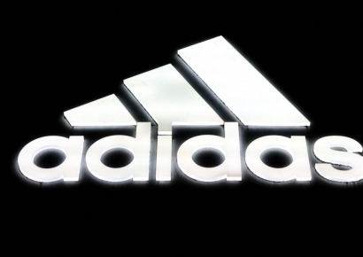 아디다스 왜 이래…"이름·주소·전화번호 등 포함" 고객 개인정보 유출