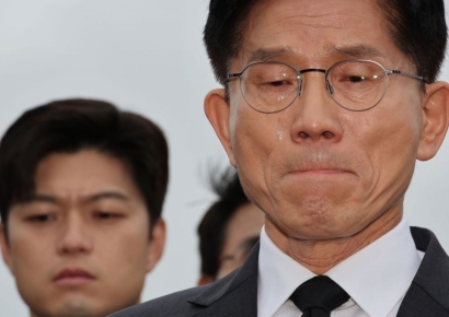 김문수 "尹탈당 뜻 존중…더 단합하고 혁신하겠다"