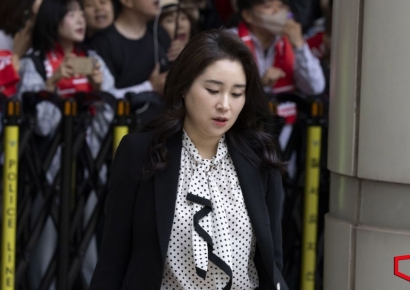 '尹 변호' 김계리, 李 대통령에 "빚 잔치 말고 나라 생각해주길"