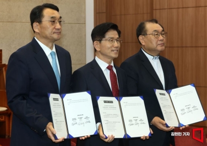 [포토] 김문수 후보, 기독교계 교육정책협약