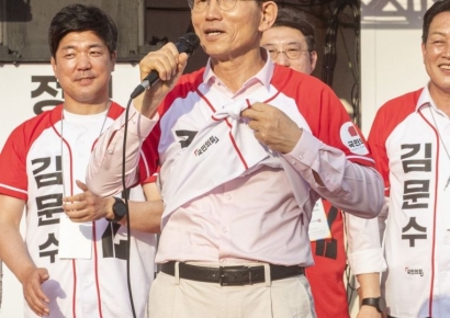 [대선판 흔든 이 한마디]"뭐가 무서운가" vs "내 잘못인가"…때아닌 방탄조끼 설전