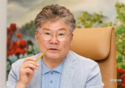 장세일 영광군수 "햇빛·바람으로 생긴 이익 기본소득 형태로 지급"