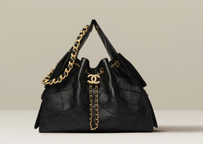 명품 큰 손 中 지갑 닫히자…샤넬 영업이익 30% 급감