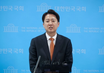 김문수와 단일화 확실히 선 그은 이준석…"투표용지에 이준석 이름 있을 것"