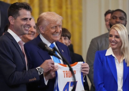 美하원 문턱 넘은 트럼프 감세법안…"재정적자 5200조 늘 것"