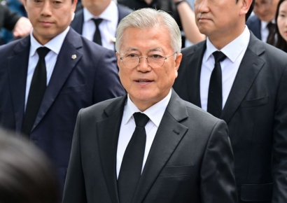 [속보]문재인 전 대통령 측 "국민참여재판 진행 희망"