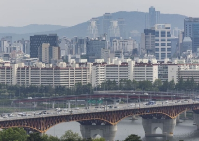 "이자 감당 못해 집까지 뺏겼다"…금리폭탄 맞은 '영끌족의 최후'