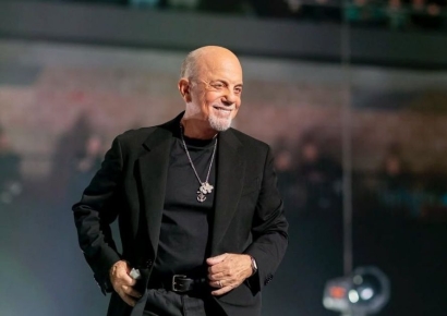 빌리 조엘, 뇌질환으로 활동 중단…예정된 공연 취소