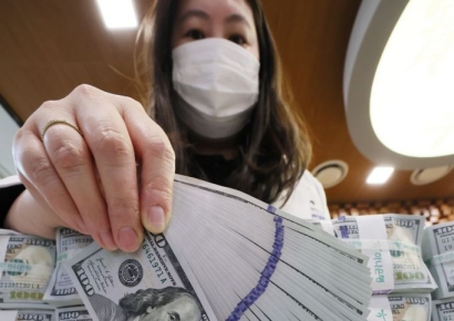 "힘빠진 달러" 7월에도 계속된다