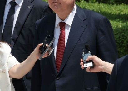 전광훈 광화문 집회서 메시지 전달한 尹…"김문수에 힘 몰아달라" 