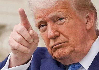 트럼프 "푸틴, 불장난 하고 있어"…휴전 협상 압박