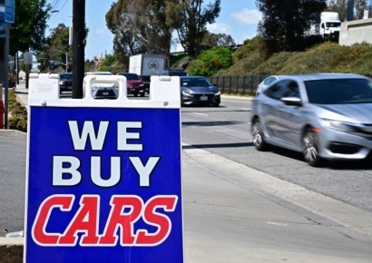 "지금 타는 차 그냥 타야 하나"…중고차 못 구해 가격 '껑충'