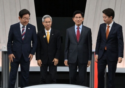 이준석 "민주당 내 민주주의 실종"vs 이재명 "개혁신당은?"