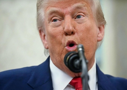 FT "트럼프, 美 반도체 설계기업에 '중국 수출 중단' 지시"