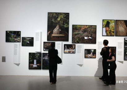 [포토] 개관 특별전 관람하는 시민들