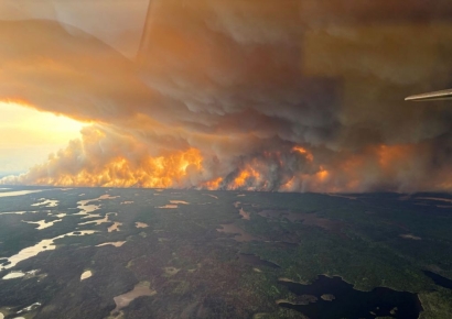 캐나다 전역 대규모 산불 확산…'원유 생산'도 차질
