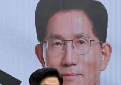 김문수 "李, 천박하고 잔인...당선 시 경제 시커먼 수렁으로 추락"