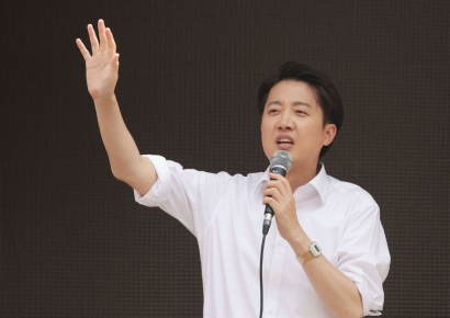 이준석 “독재 기도하는 이재명 막아세우겠다”